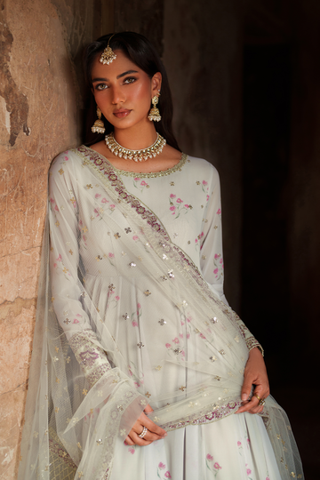 Iznik UE-551  Chinon Chiffon Vol-III 2025